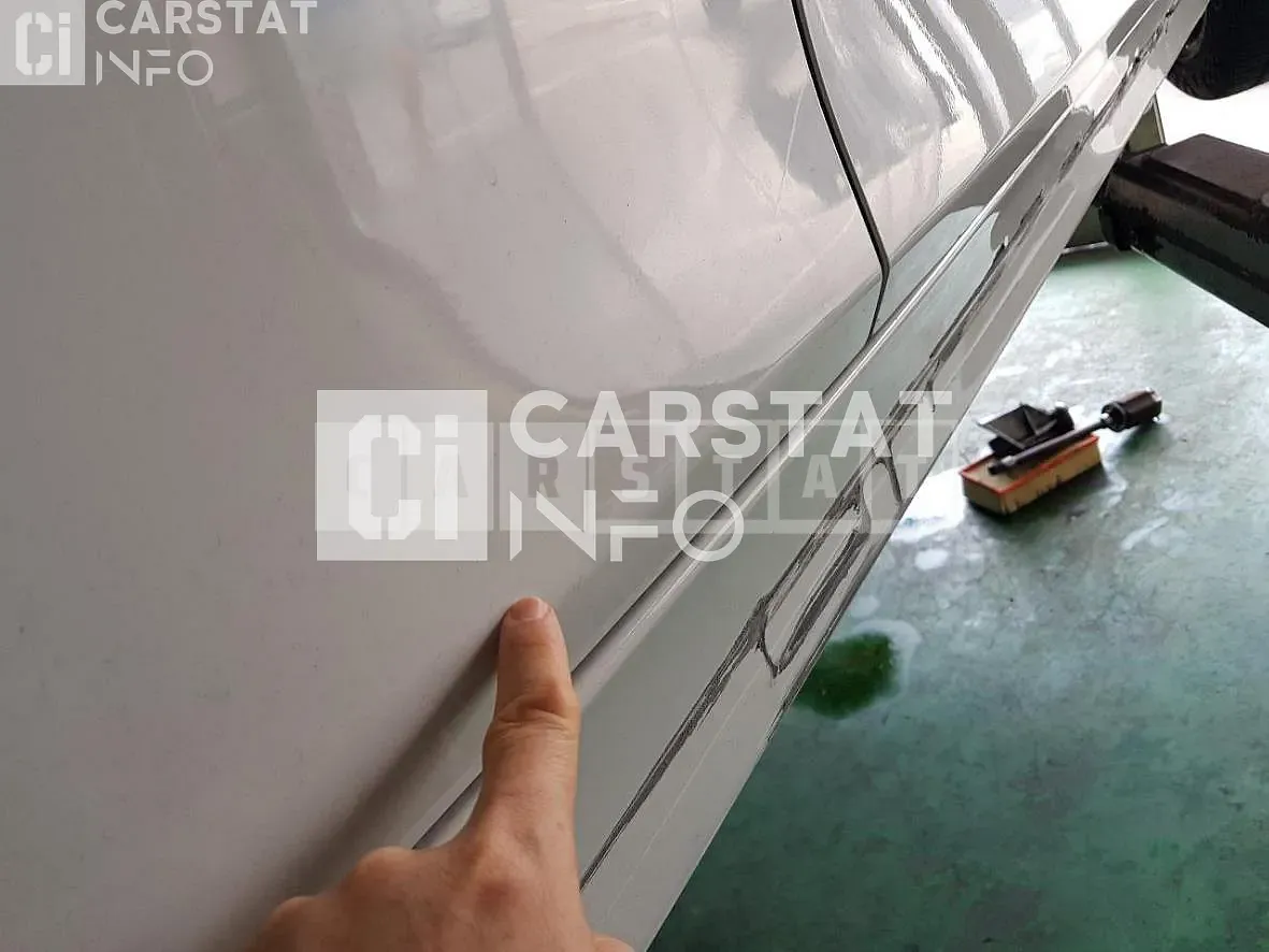 Photo 2 of 13: 2014 BMW 320d xDrive Touring — Korean insurance auction