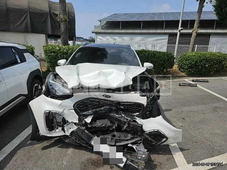 Photo 2 of 8: 2018 Kia Sportage 2.0 — Korean insurance auction
