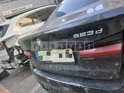 2021 BMW 523d