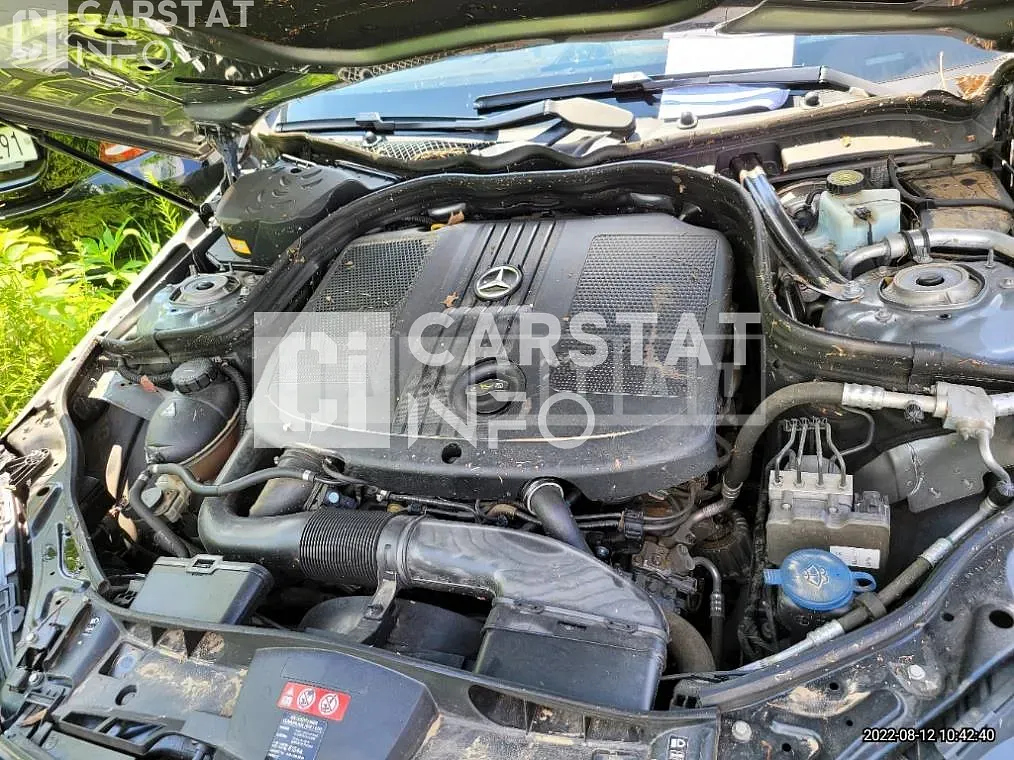 Photo 2 of 14: 2015 Mercedes-Benz Subsubbenz E220 BlueTec — Korean insurance auction