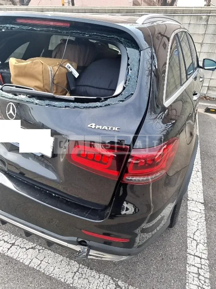 Photo 2 of 27: 2020 Mercedes-Benz GLC300 4Matic, VIN W1N0G8EB0LF783819 — Korean insurance auction
