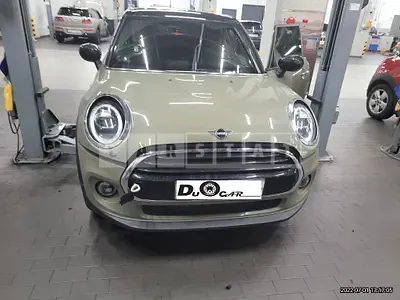 Photo 1 of 27: 2020 MINI Cooper Five-Door, VIN WMWXV7109L2M72324 — Korean insurance auction