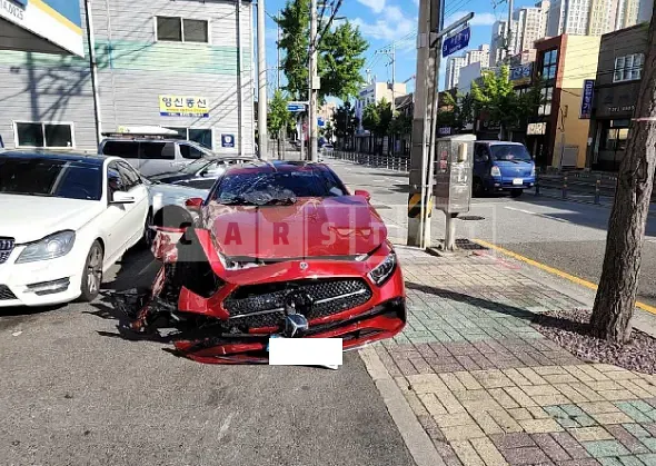 Photo 2 of 18: 2023 Mercedes-Benz CLS450 4Matic, VIN W1K2J5KB6PA111728 — Korean insurance auction