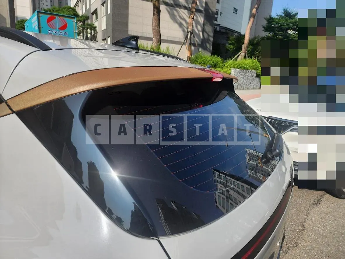 Photo 2 of 13: 2023 Hyundai Kona 1.6 — Korean insurance auction