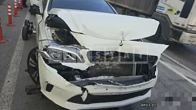 Photo 1 of 4: 2017 Mercedes-Benz A200 — Korean insurance auction
