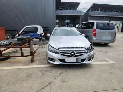Photo 1 of 5: 2016 Mercedes-Benz E220 BlueTec — Korean insurance auction