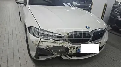 Photo 1 of 11: 2021 BMW 320d — Korean insurance auction