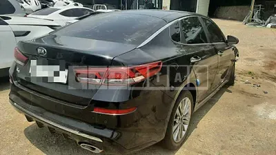 Photo 1 of 9: 2018 Kia K5 — Korean insurance auction