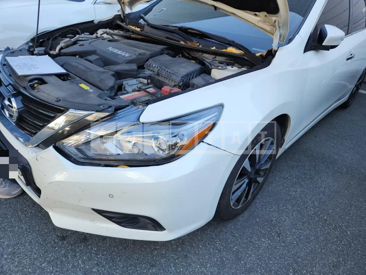 Photo 2 of 11: 2018 Nissan Altima 2.5 — Korean insurance auction