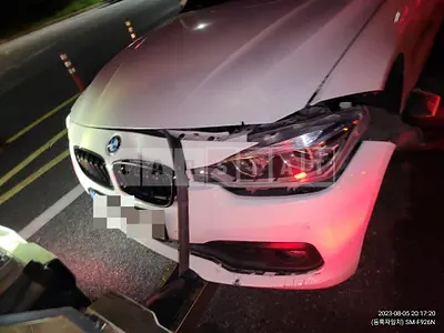 Photo 1 of 5: 2016 BMW 320d, VIN WBA8C5101GK640168 — Korean insurance auction