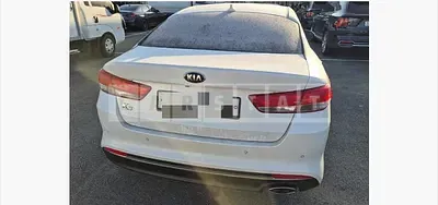 Photo 1 of 37: 2017 Kia K5 — Korean insurance auction