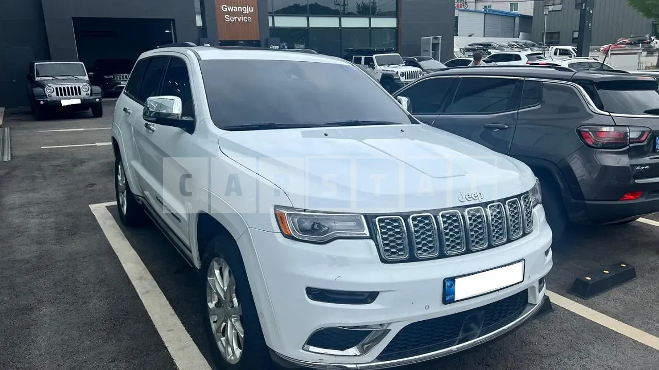 Photo 2 of 33: 2021 Jeep Zip Grand Cherokee, VIN 1C4RJFJG0MC529536 — Korean insurance auction
