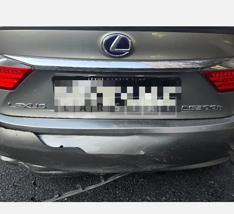 Photo 2 of 12: 2015 Lexus ES300h — Korean insurance auction