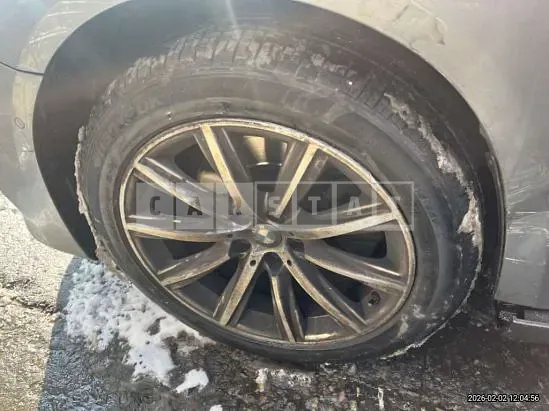 Photo 2 of 24: 2018 BMW 520i — Korean insurance auction