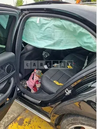 Photo 2 of 15: 2017 Mercedes-Benz E300 — Korean insurance auction