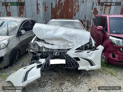 Photo 1 of 15: 2023 Lexus ES300h, VIN JTHBA1C16P2019407 — Korean insurance auction