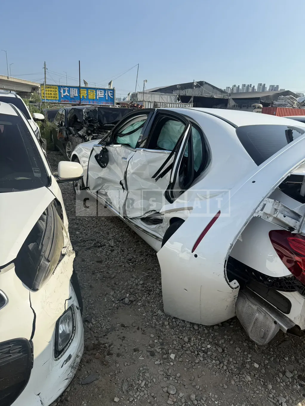 Photo 2 of 5: 2017 Mercedes-Benz E200 — Korean insurance auction
