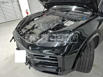 Photo 1 of 50: 2024 Porsche Cayenne — Korean insurance auction