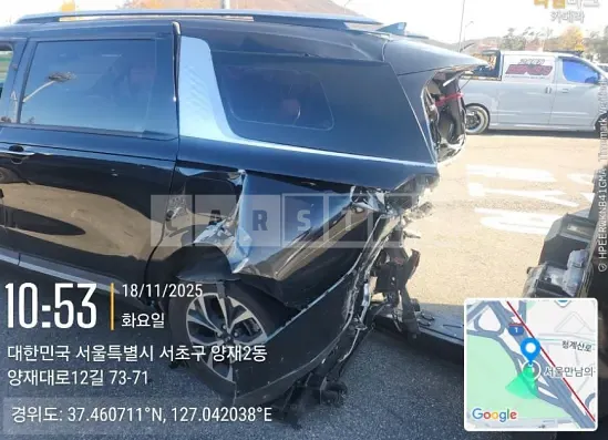 Photo 2 of 6: 2021 Kia Carnival — Korean insurance auction