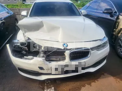 Photo 1 of 14: 2016 BMW 320d — Korean insurance auction
