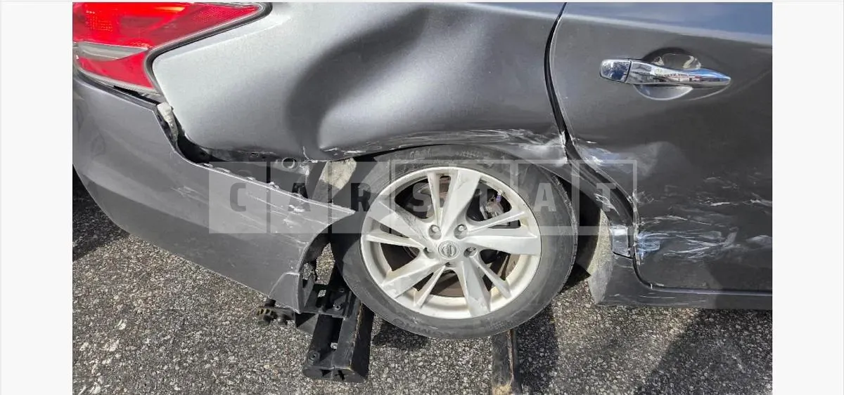 Photo 2 of 6: 2015 Nissan Altima 2.5 — Korean insurance auction