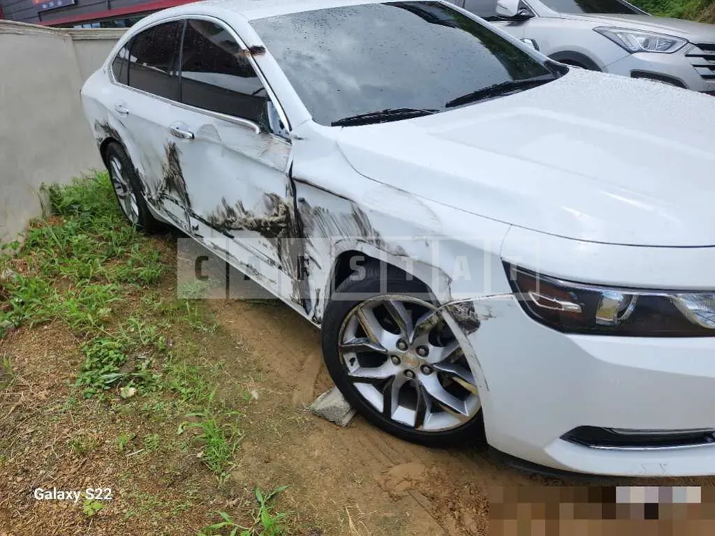 Photo 2 of 9: 2016 Chevrolet Impala 2.5 — Korean insurance auction