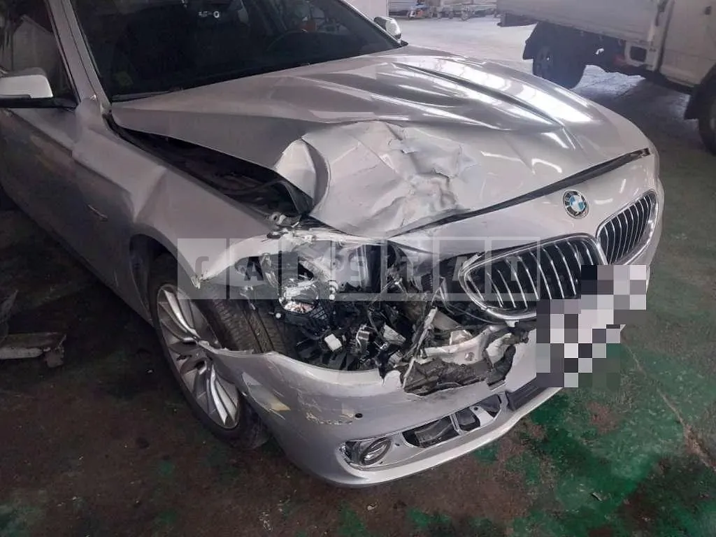 Photo 2 of 15: 2015 BMW 528i xDrive — Korean insurance auction