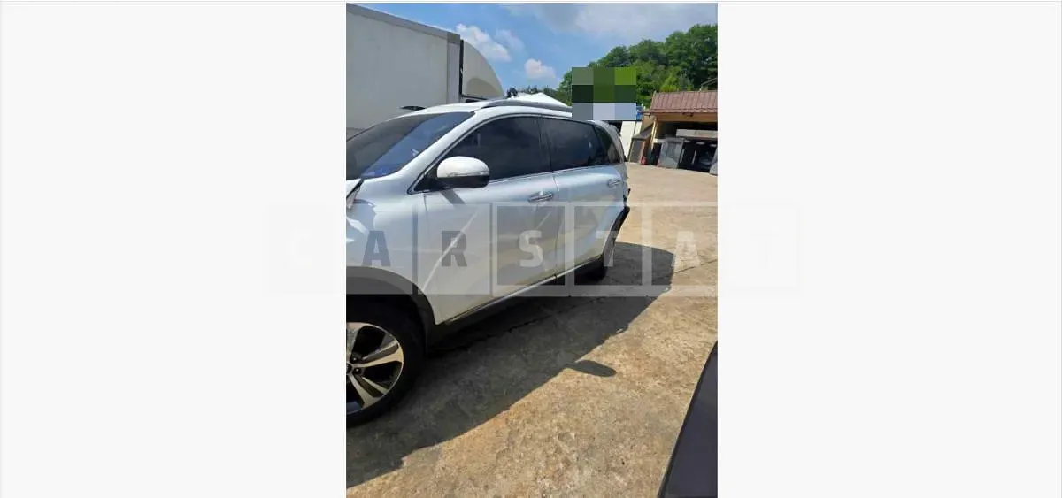Photo 2 of 9: 2017 Kia Sorento 2.2 — Korean insurance auction