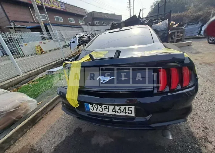 Photo 2 of 11: 2018 Ford Mustang 2.3 Coupe, VIN 1FA6P8TH7J5120068 — Korean insurance auction