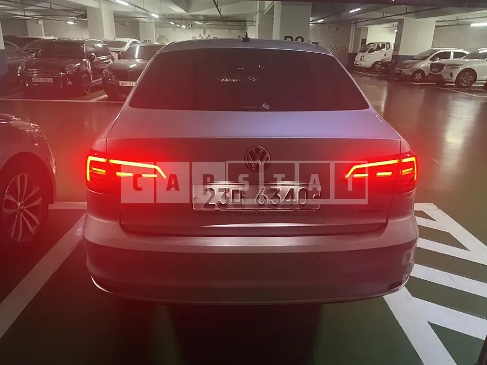 Photo 2 of 5: 2015 Volkswagen Jetta 2.0 TDI, VIN WVWZZZ16ZFM008009 — Korean insurance auction