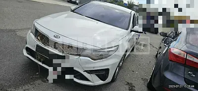 Photo 1 of 22: 2019 Kia K5 2.0 — Korean insurance auction