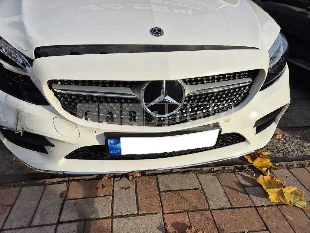 Photo 2 of 11: 2019 Mercedes-Benz C220 d, VIN WDDWF1EB9KR431059 — Korean insurance auction