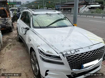 Photo 1 of 11: 2021 Genesis GV80, VIN KMTHC81CBNU085533 — Korean insurance auction