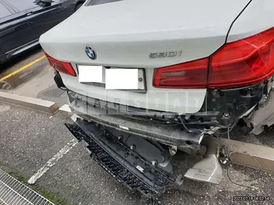 Photo 1 of 19: 2018 BMW 530i, VIN WBAJD3100JG970610 — Korean insurance auction
