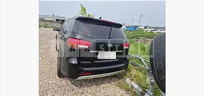 Photo 1 of 26: 2017 Kia Carnivals — Korean insurance auction