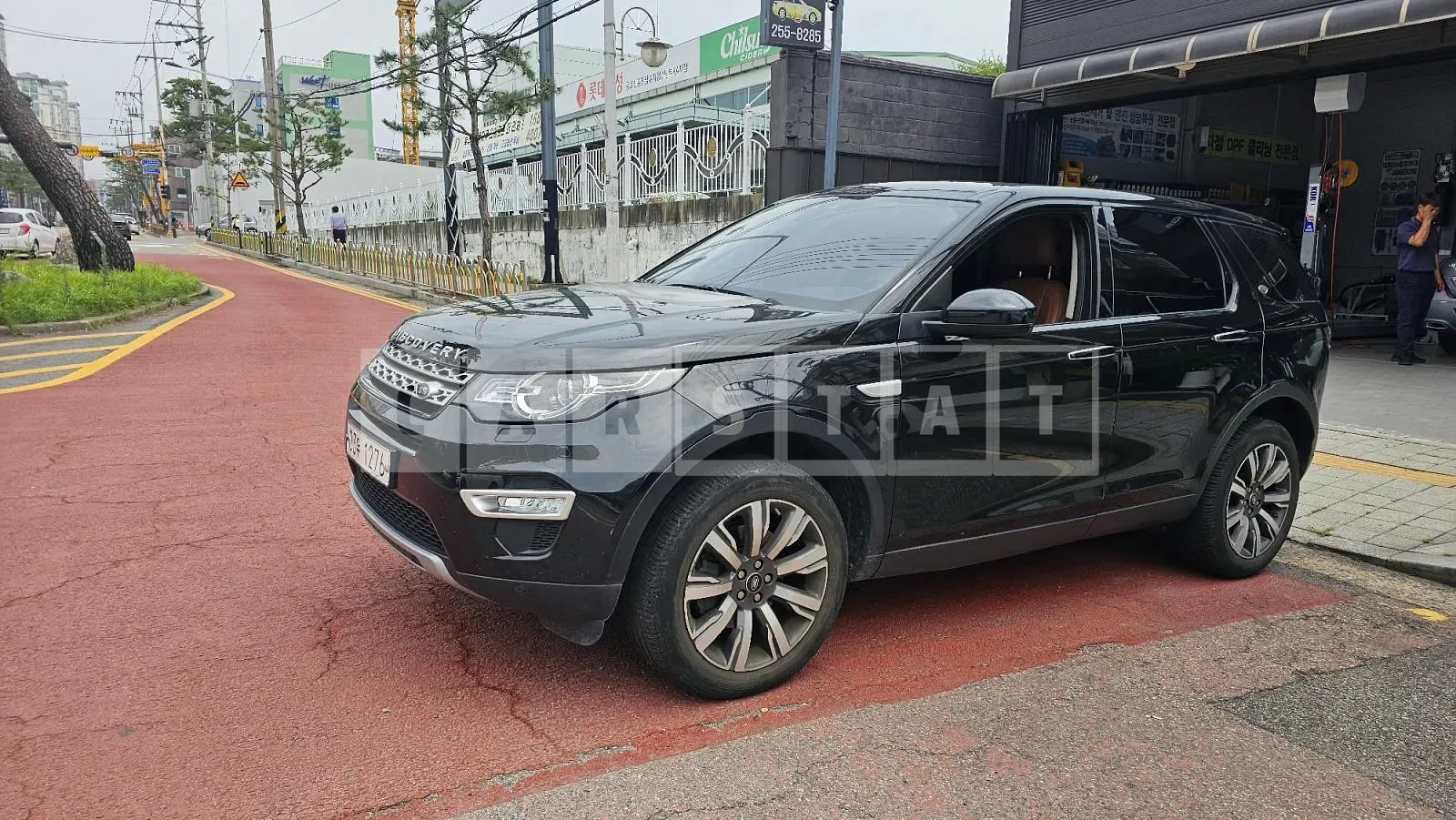 Photo 2 of 10: 2017 Land Rover Discovery Sport 2.0 — Korean insurance auction