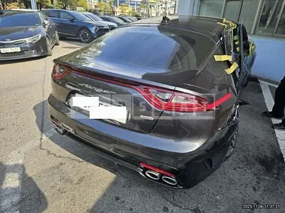 Photo 1 of 15: 2018 Kia Stinger, VIN KNAE351ADJS000794 — Korean insurance auction