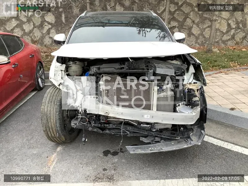 Photo 2 of 16: 2020 Kia Sorento, VIN KNARF81BHMA008085 — Korean insurance auction
