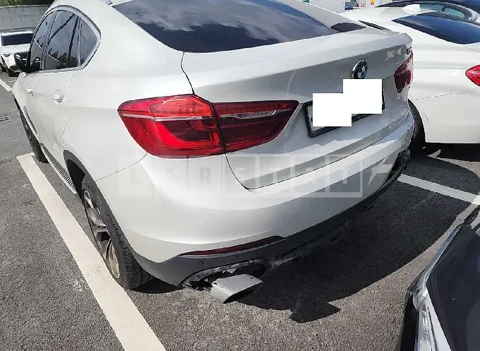 Photo 2 of 16: 2018 BMW X6 xDrive 30d, VIN WBAKV2108J0Z82797 — Korean insurance auction