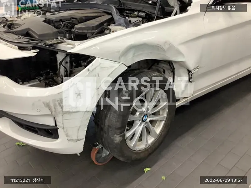 Photo 2 of 11: 2020 BMW 320d GT xDrive, VIN WBA8T5105LCD02523 — Korean insurance auction