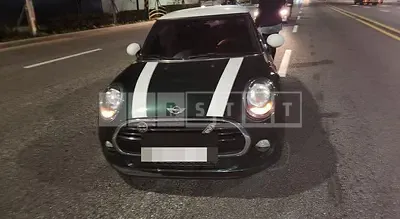 Photo 1 of 9: 2016 MINI Cooper — Korean insurance auction