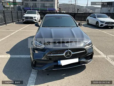 2022 Mercedes-Benz C300