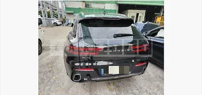 Photo 1 of 30: 2022 Genesis GV70, VIN KMTMA81BBPU078266 — Korean insurance auction