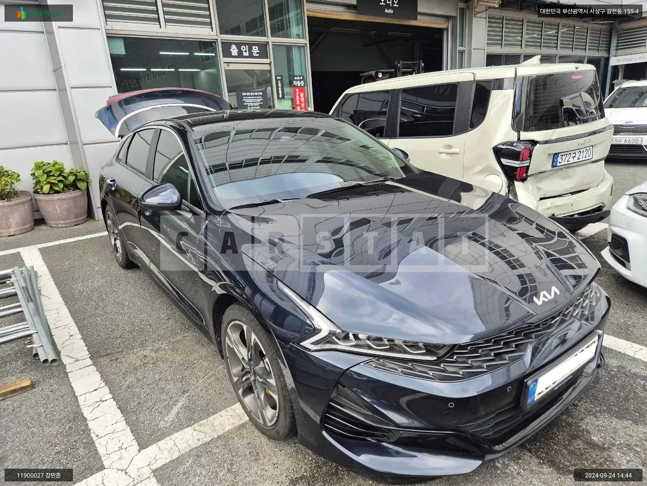 Photo 2 of 10: 2021 Kia K5, VIN KNAG341ABNA168246 — Korean insurance auction