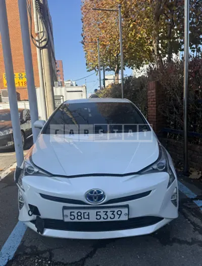 Photo 1 of 31: 2018 Toyota Prius — Korean insurance auction