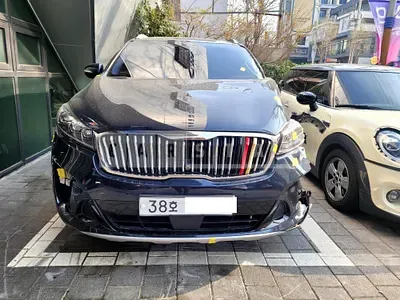 Photo 1 of 22: 2019 Kia Sorento /Sorrento, VIN KNAPH81ABLA569735 — Korean insurance auction