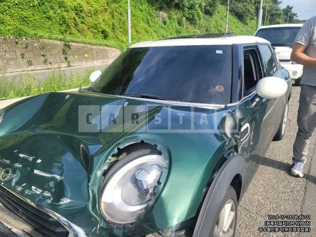Photo 2 of 15: 2016 MINI Cooper D Clubman — Korean insurance auction