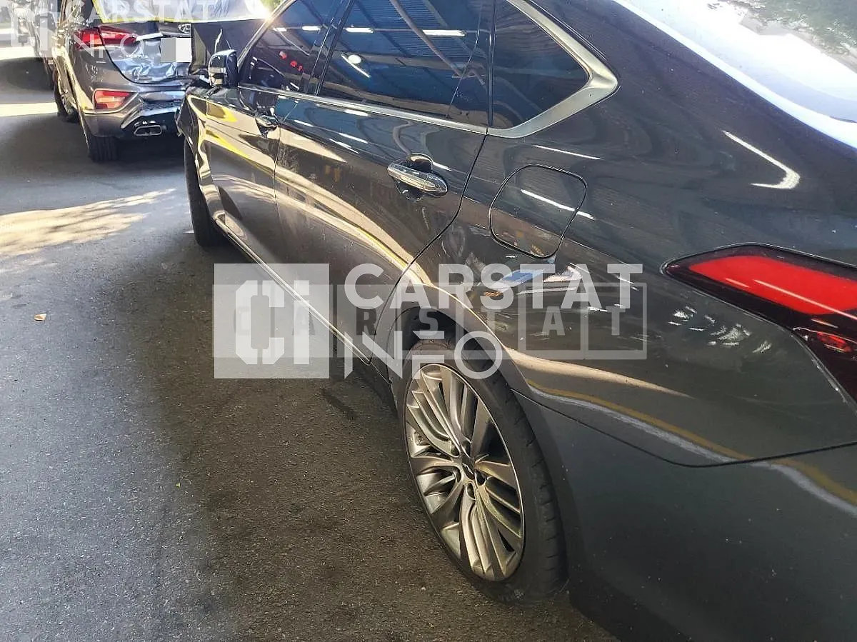 Photo 2 of 21: 2017 Genesis G80 3.3 — Korean insurance auction
