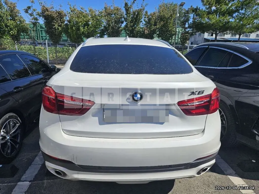 Photo 2 of 34: 2015 BMW X6 xDrive30d — Korean insurance auction