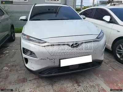 Photo 1 of 13: 2020 Hyundai Kona Electric, VIN KMHK381GFLU082529 — Korean insurance auction